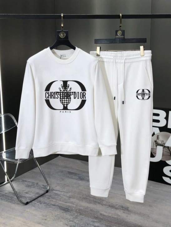 Picture of Dior Sweater Suits _SKUDiorM-5XLkdtr11138837